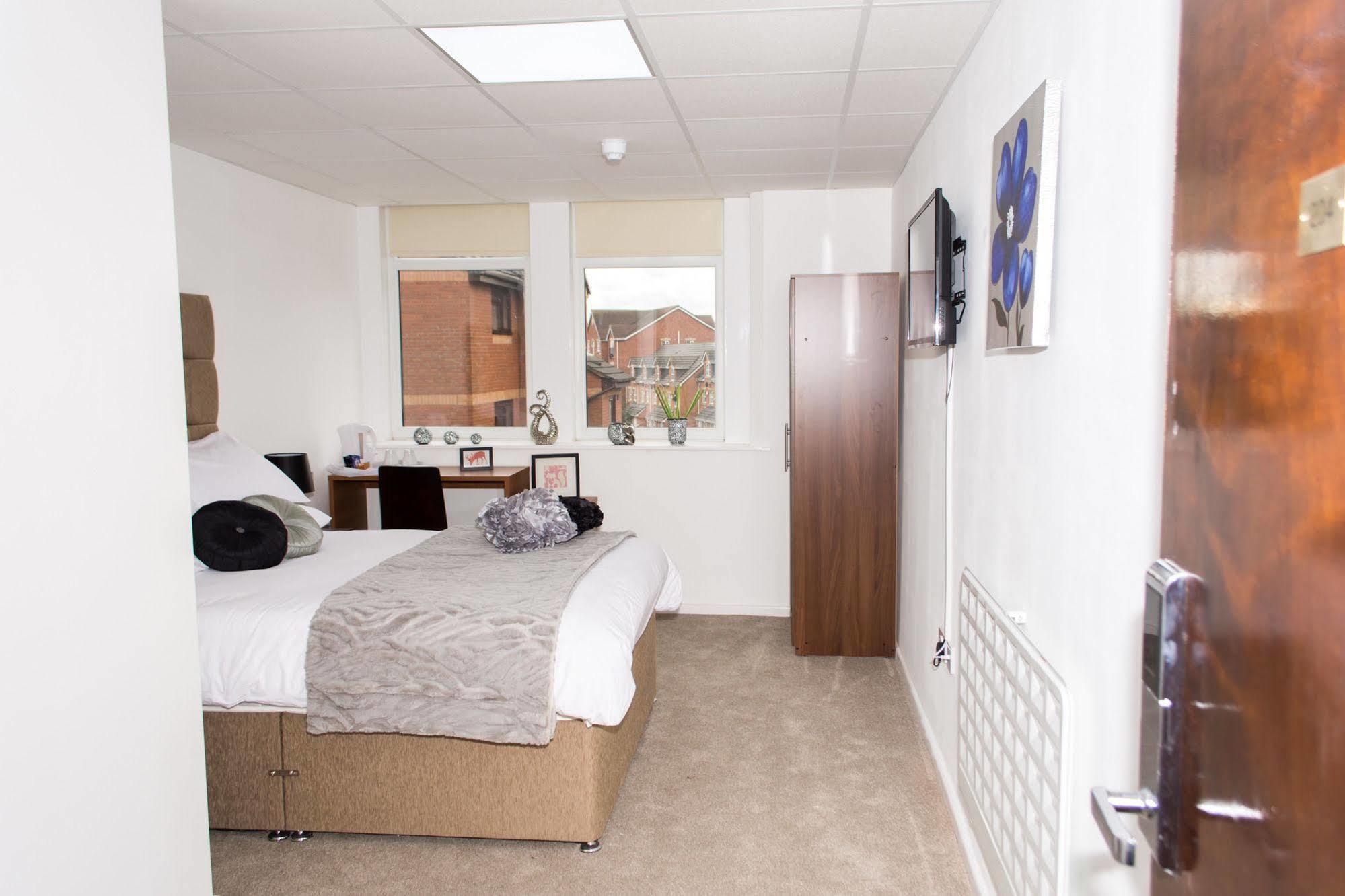 Park View Residence Manchester Buitenkant foto